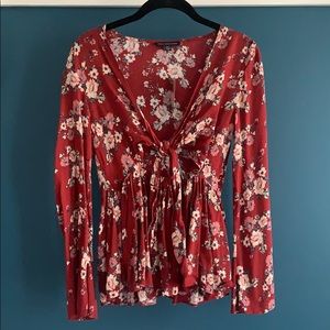 American Eagle tie top